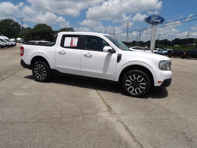 2022 Ford Maverick Lariat
