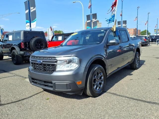2023 Ford Maverick XLT
