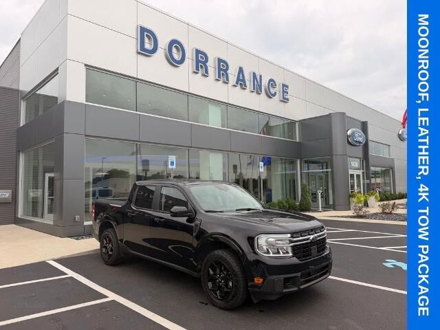 2022 Ford Maverick Lariat — photo 1 of 13