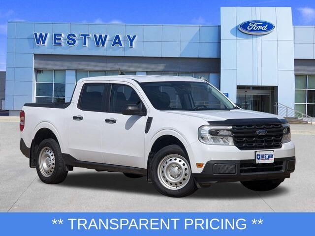 2022 Ford Maverick XL