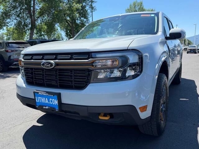 2023 Ford Maverick Lariat