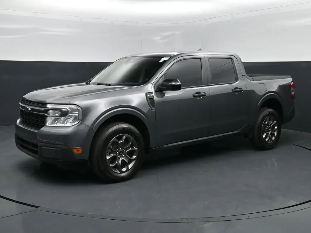 2024 Ford Maverick XLT — photo 1 of 13