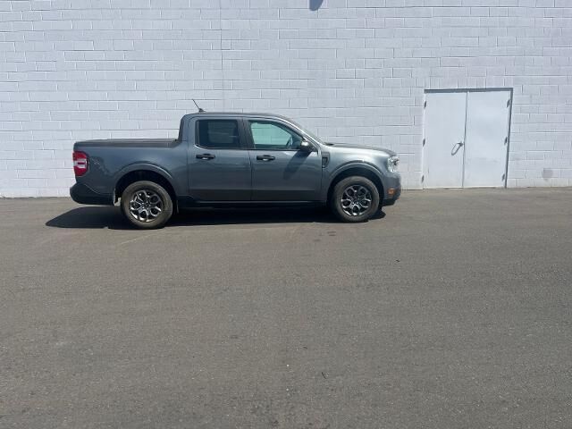 2024 Ford Maverick XLT — photo 1 of 1