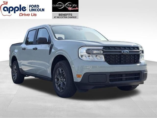 2024 Ford Maverick XLT — photo 1 of 13