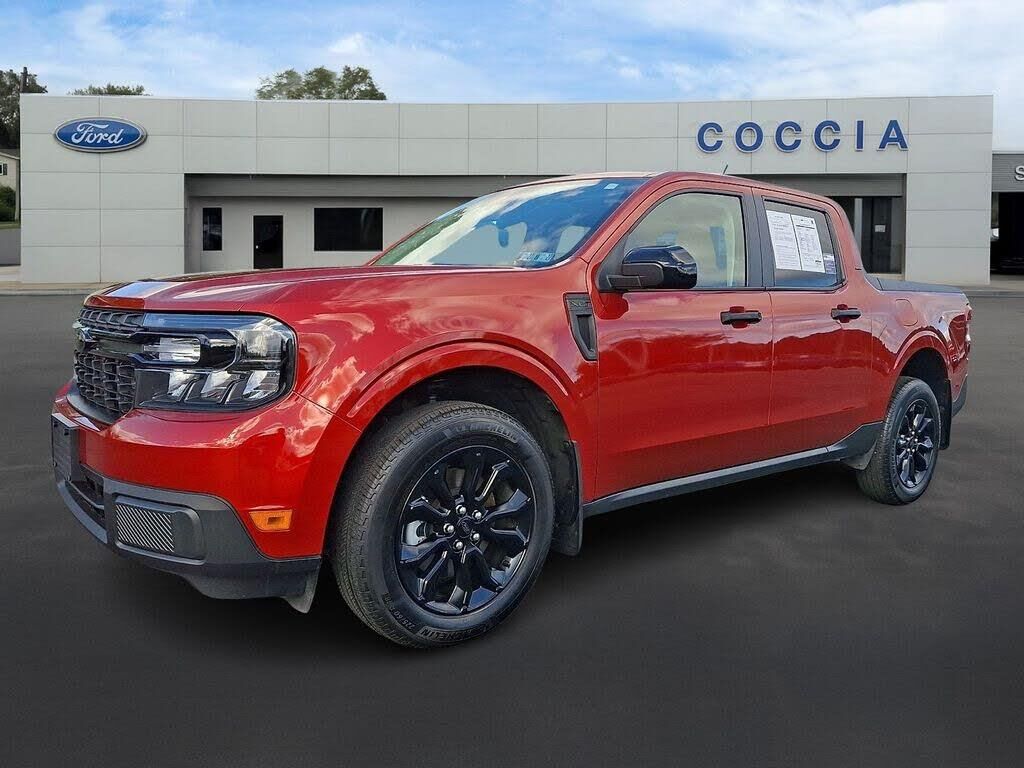 2024 Ford Maverick XLT — photo 1 of 1