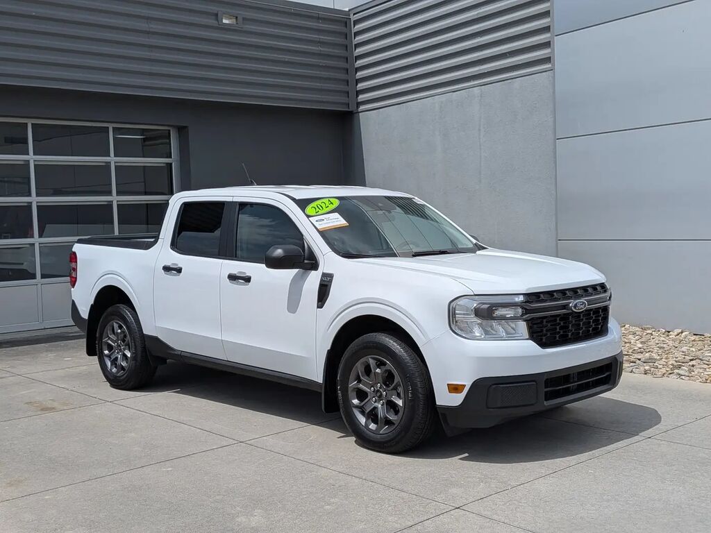 2024 Ford Maverick XLT — photo 1 of 13
