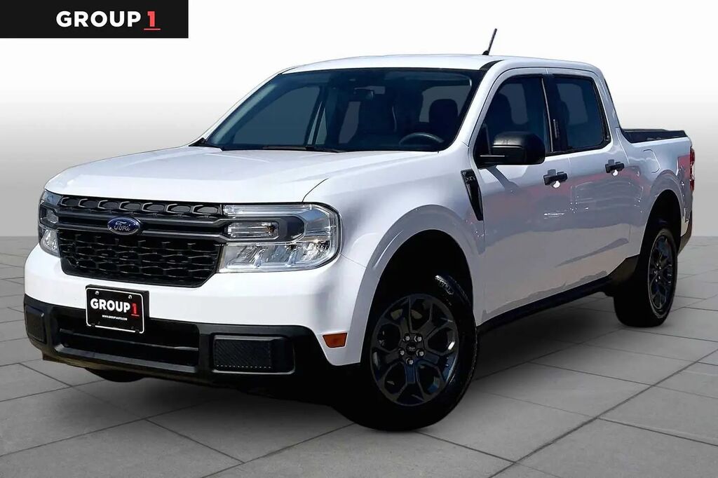 2024 Ford Maverick XLT — photo 1 of 13