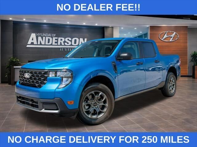 2026 Ford Maverick XLT — photo 1 of 13
