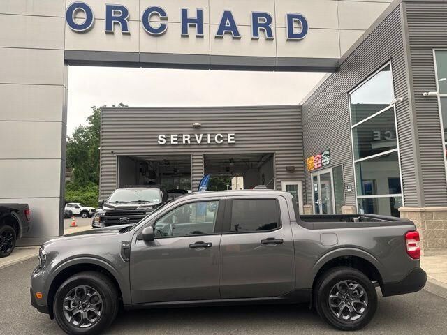 2026 Ford Maverick XLT — photo 1 of 12