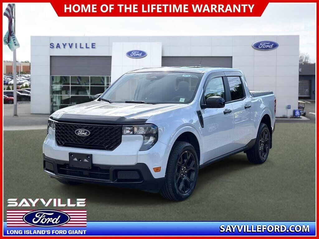 2026 Ford Maverick XLT — photo 1 of 1