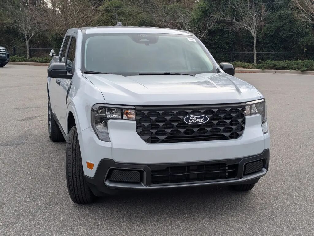 2026 Ford Maverick XLT — photo 1 of 13