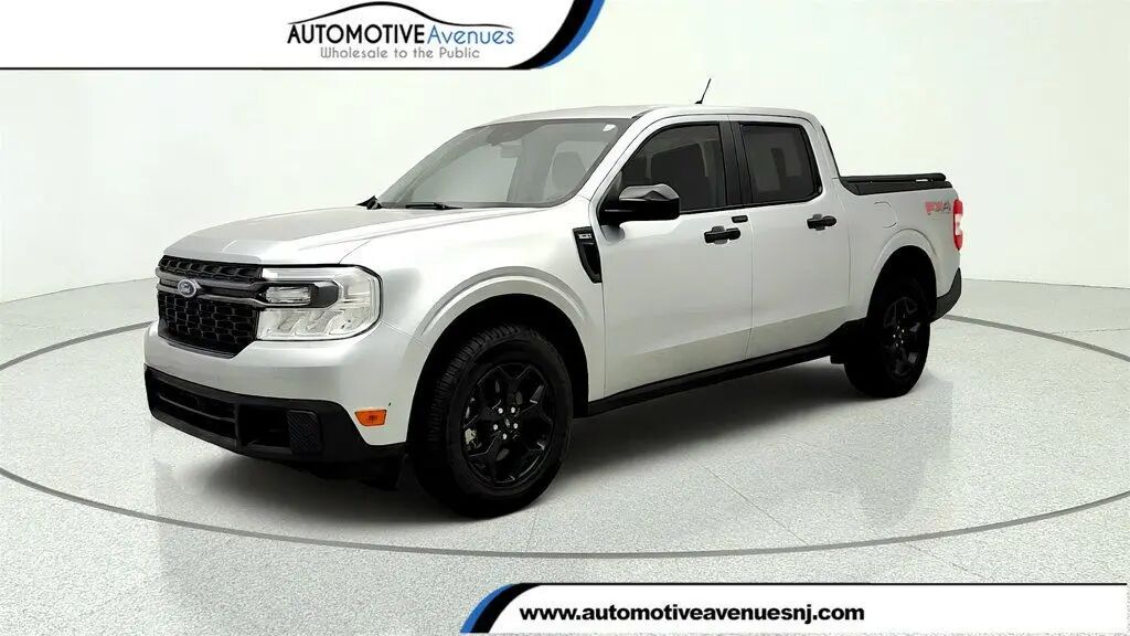 2024 Ford Maverick XLT — photo 1 of 13