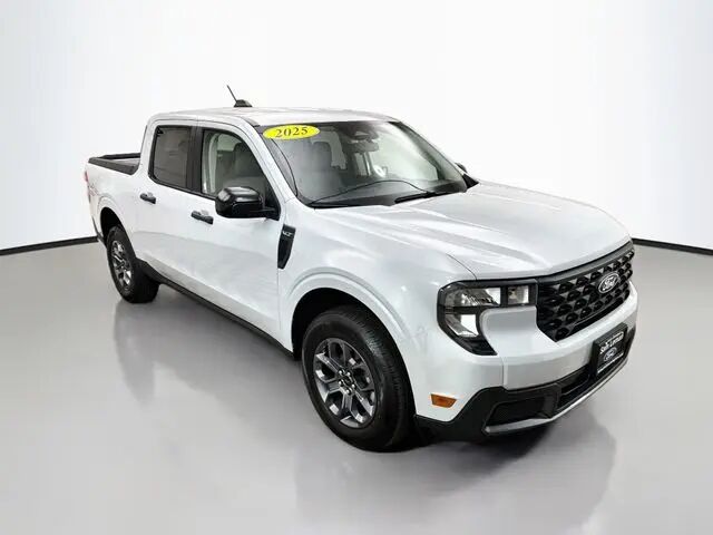 2025 Ford Maverick XLT — photo 1 of 13