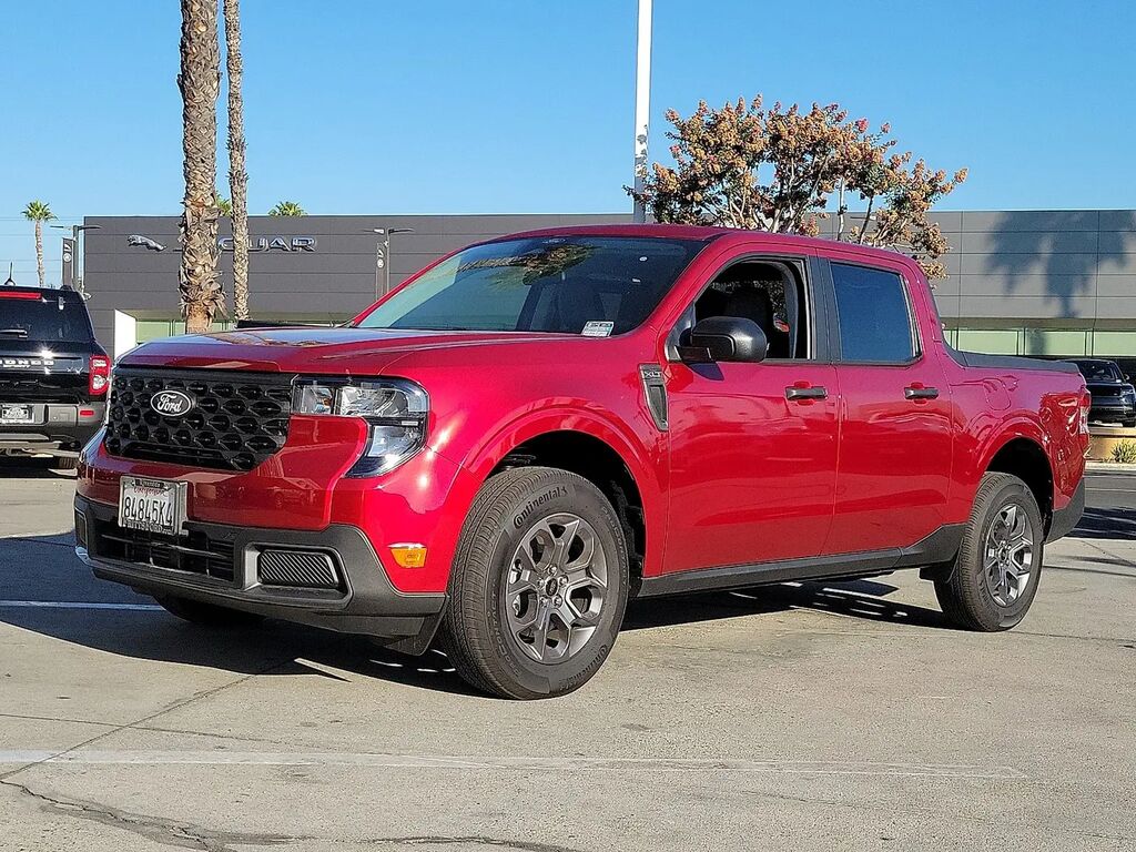 2026 Ford Maverick XLT — photo 1 of 13