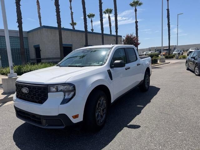2026 Ford Maverick XLT — photo 1 of 12
