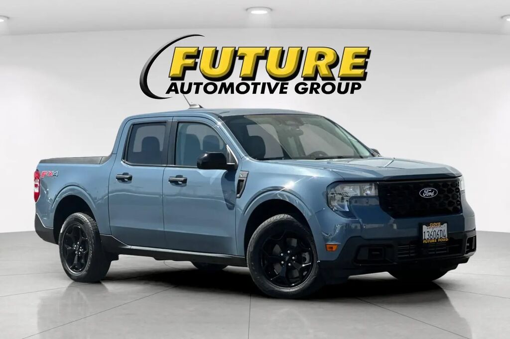 2025 Ford Maverick XLT — photo 1 of 13