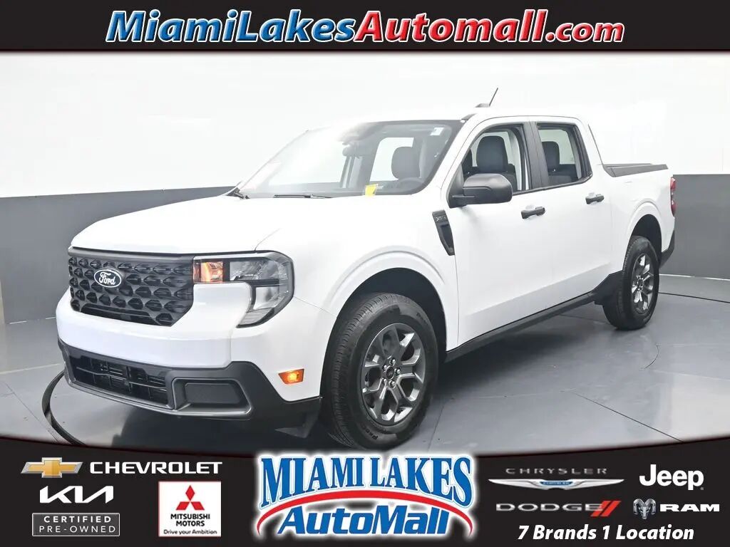 2025 Ford Maverick XLT — photo 1 of 13