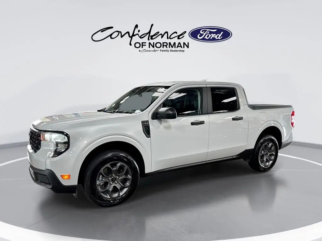 2026 Ford Maverick XLT — photo 1 of 13