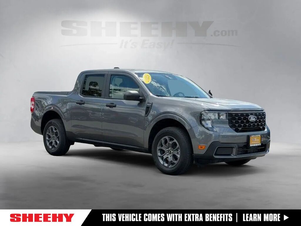 2025 Ford Maverick XLT — photo 1 of 10