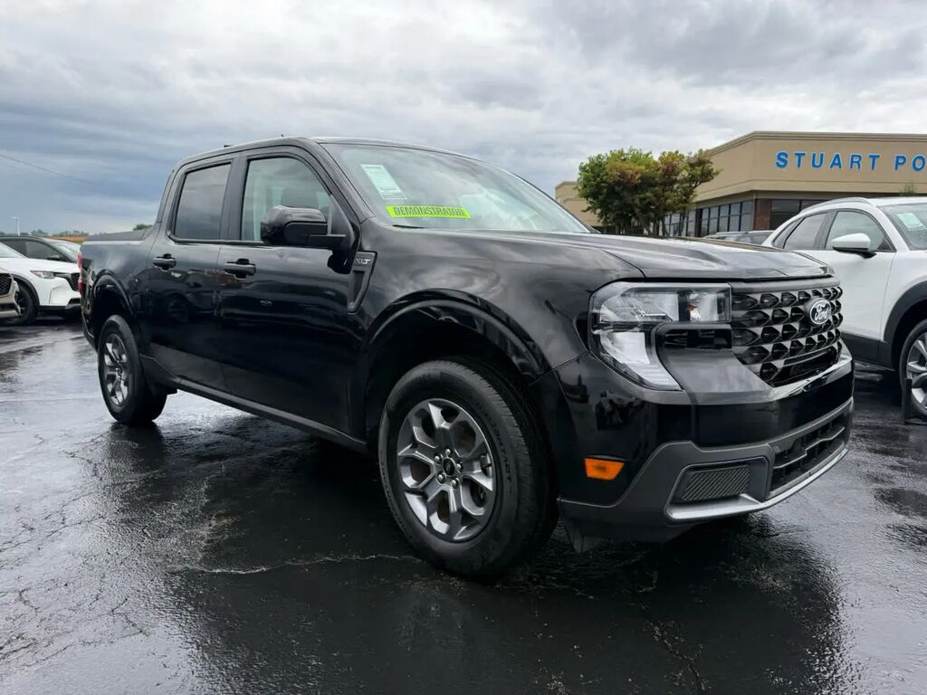 2026 Ford Maverick XLT — photo 1 of 13