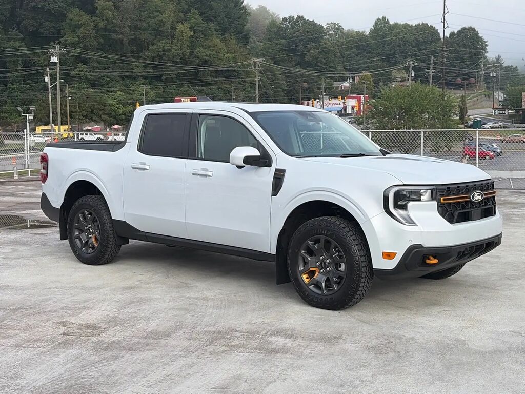 2025 Ford Maverick Tremor — photo 1 of 13