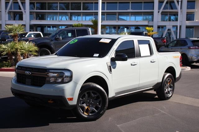 2024 Ford Maverick Lariat — photo 1 of 9