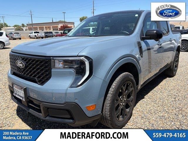 2025 Ford Maverick Lariat — photo 1 of 4