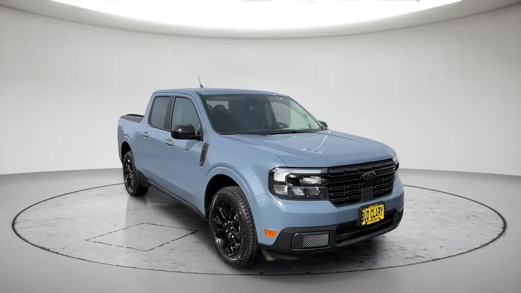 2024 Ford Maverick Lariat — photo 1 of 13