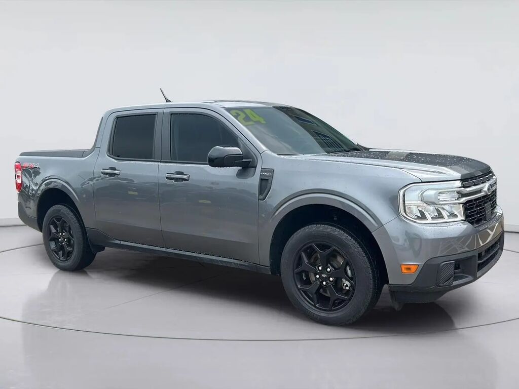 2024 Ford Maverick Lariat — photo 1 of 13