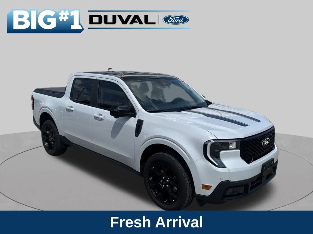 2025 Ford Maverick Lariat — photo 1 of 13