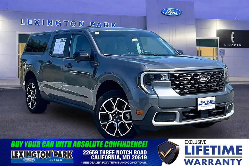 2025 Ford Maverick Lariat — photo 1 of 14