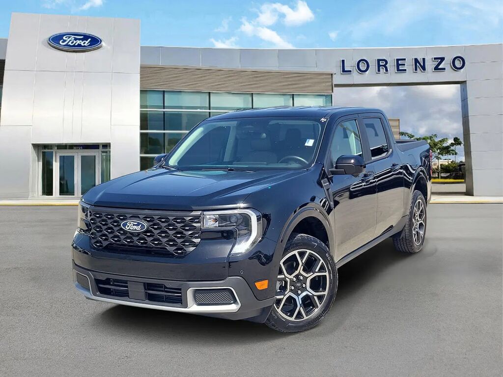 2025 Ford Maverick Lariat — photo 1 of 13