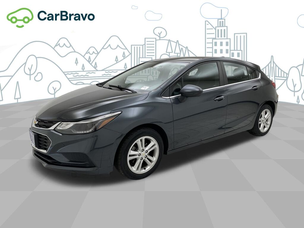 2017 Chevrolet Cruze LT — photo 1 of 7
