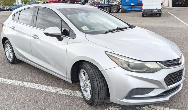 2017 Chevrolet Cruze LT Auto