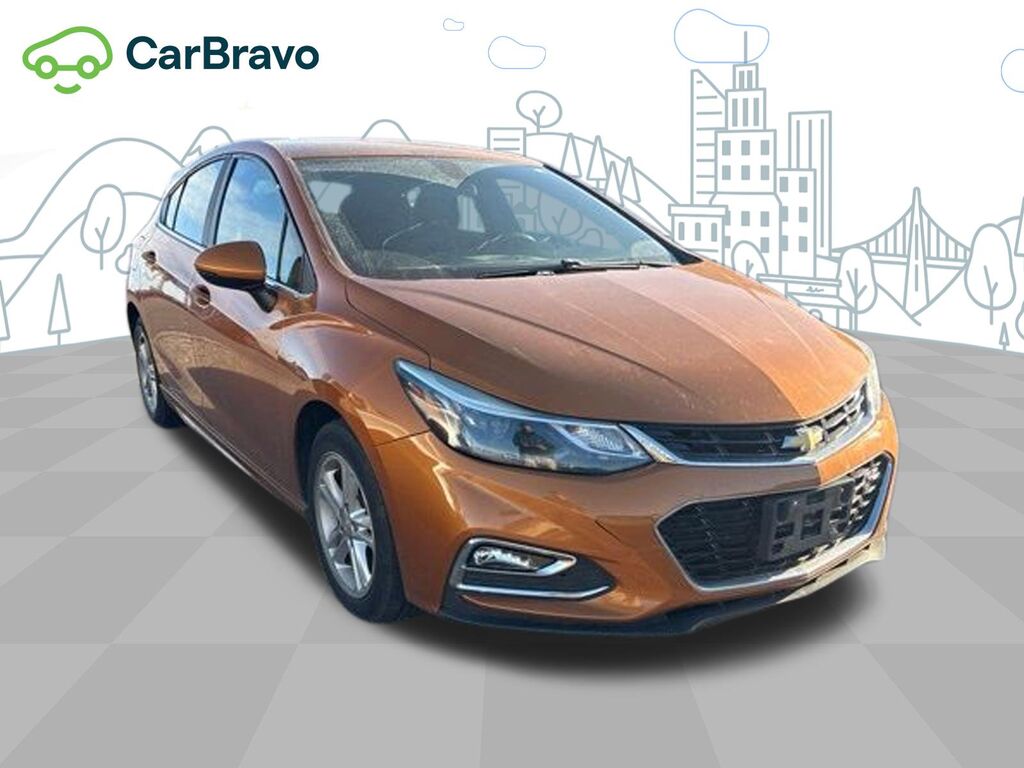 2017 Chevrolet Cruze LT — photo 1 of 7