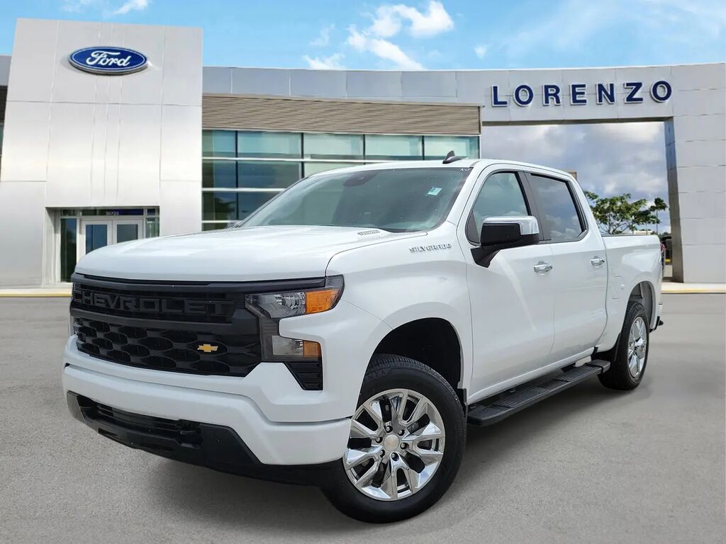 2024 Chevrolet Silverado 1500 Custom
