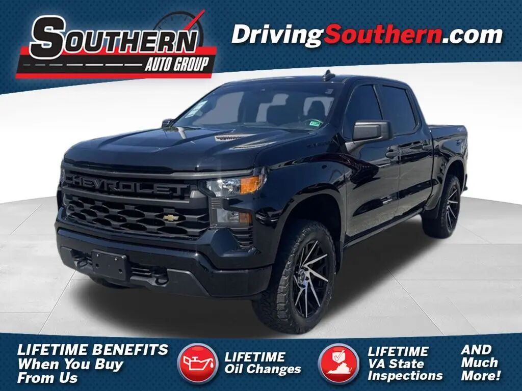 2023 Chevrolet Silverado 1500 Custom — photo 1 of 14