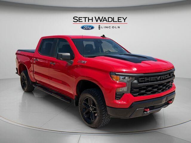 2022 Chevrolet Silverado 1500 Custom Trail Boss