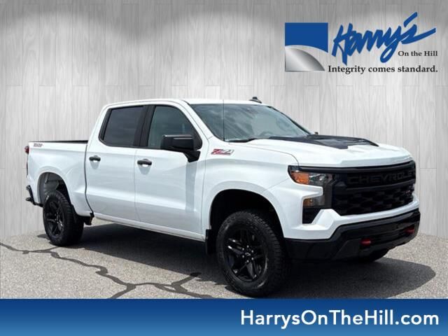 2022 Chevrolet Silverado 1500 Custom Trail Boss
