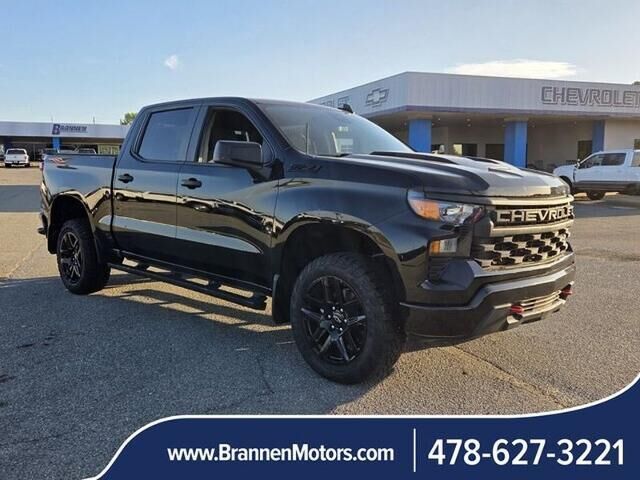 2023 Chevrolet Silverado 1500 Custom Trail Boss