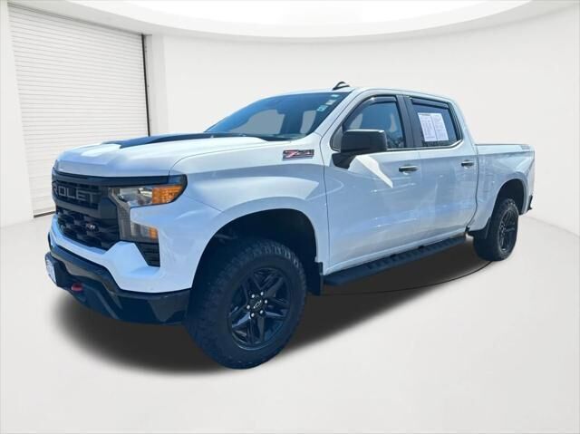 2023 Chevrolet Silverado 1500 Custom Trail Boss