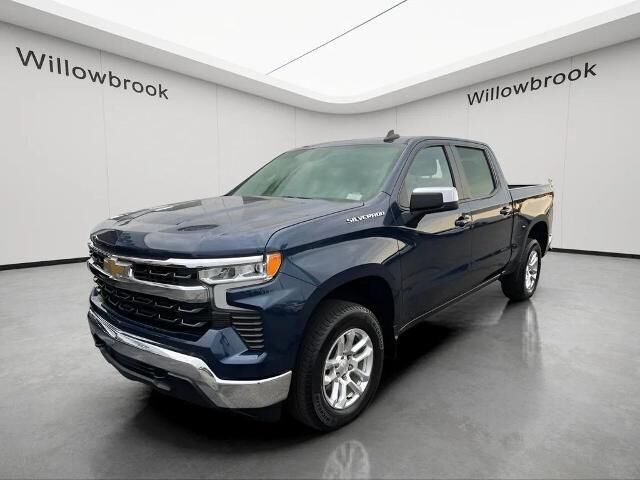 2023 Chevrolet Silverado 1500 LT — photo 1 of 13
