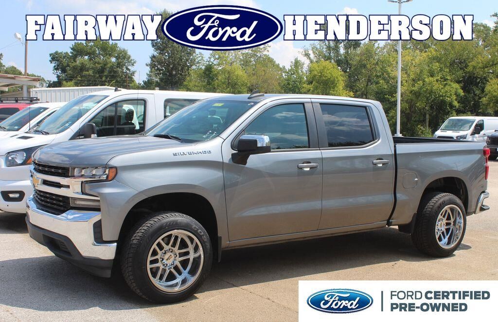 2021 Chevrolet Silverado 1500 LT — photo 1 of 1