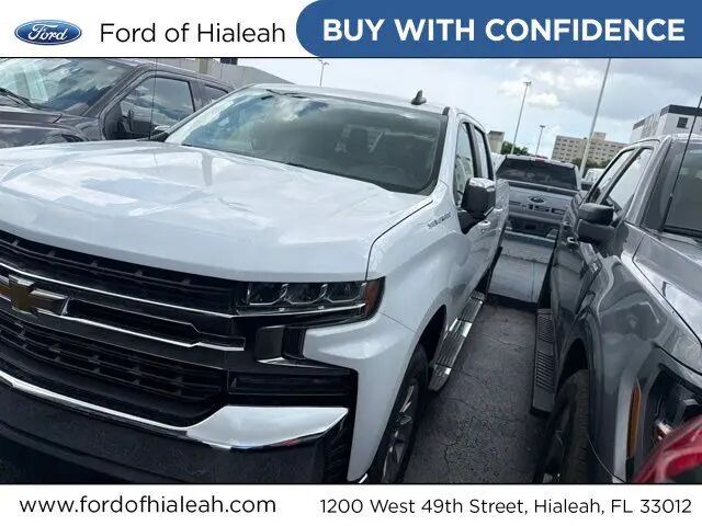 2021 Chevrolet Silverado 1500 LT — photo 1 of 13