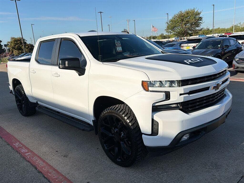 2019 Chevrolet Silverado 1500 RST — photo 1 of 1