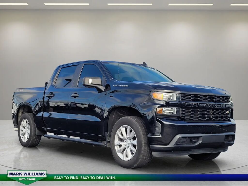 2019 Chevrolet Silverado 1500 Custom — photo 1 of 11