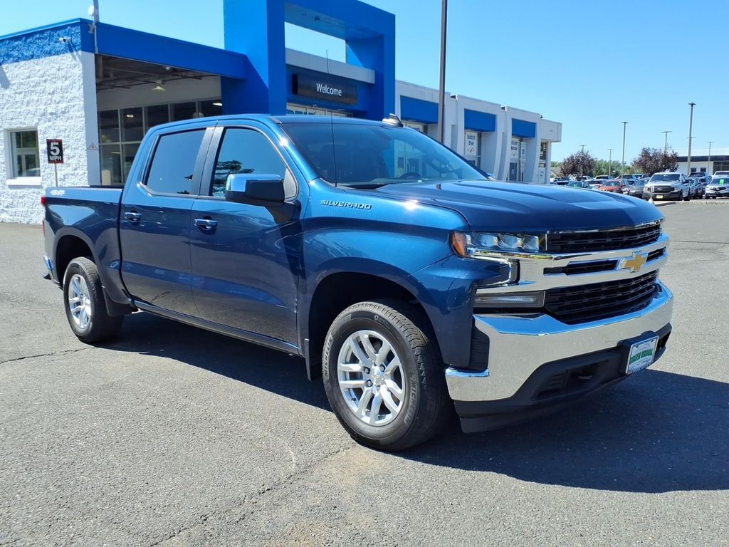 2021 Chevrolet Silverado 1500 LT — photo 1 of 13