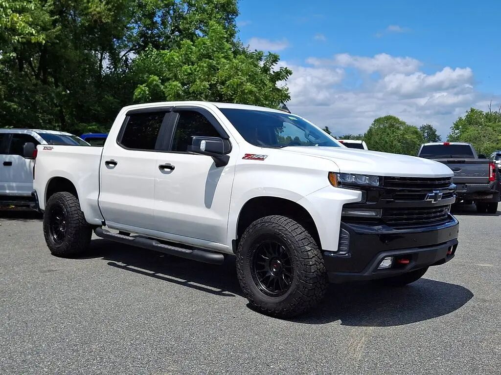 2019 Chevrolet Silverado 1500 LT Trail Boss — photo 1 of 1