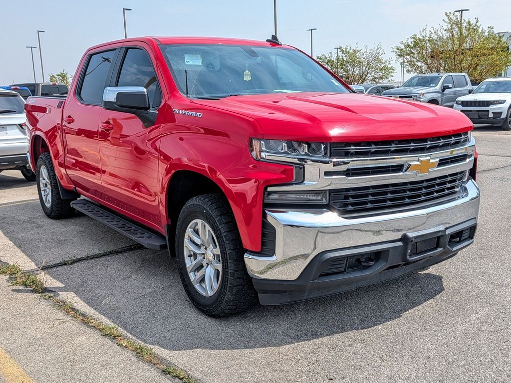 2021 Chevrolet Silverado 1500 LT — photo 1 of 6