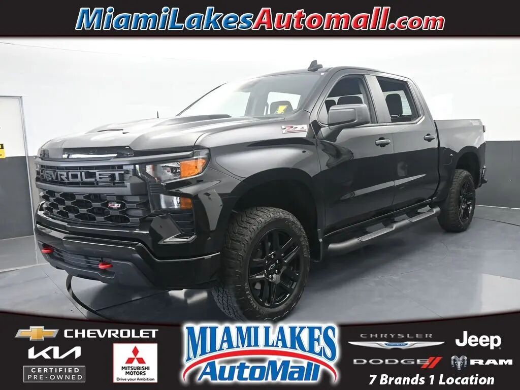 2024 Chevrolet Silverado 1500 Custom Trail Boss — photo 1 of 13